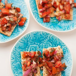 bruschetta flatbread, summer entertaining, appetizer, fresh