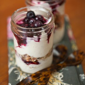 blueberry breakfast parfait, parfait, breakfast, healthy