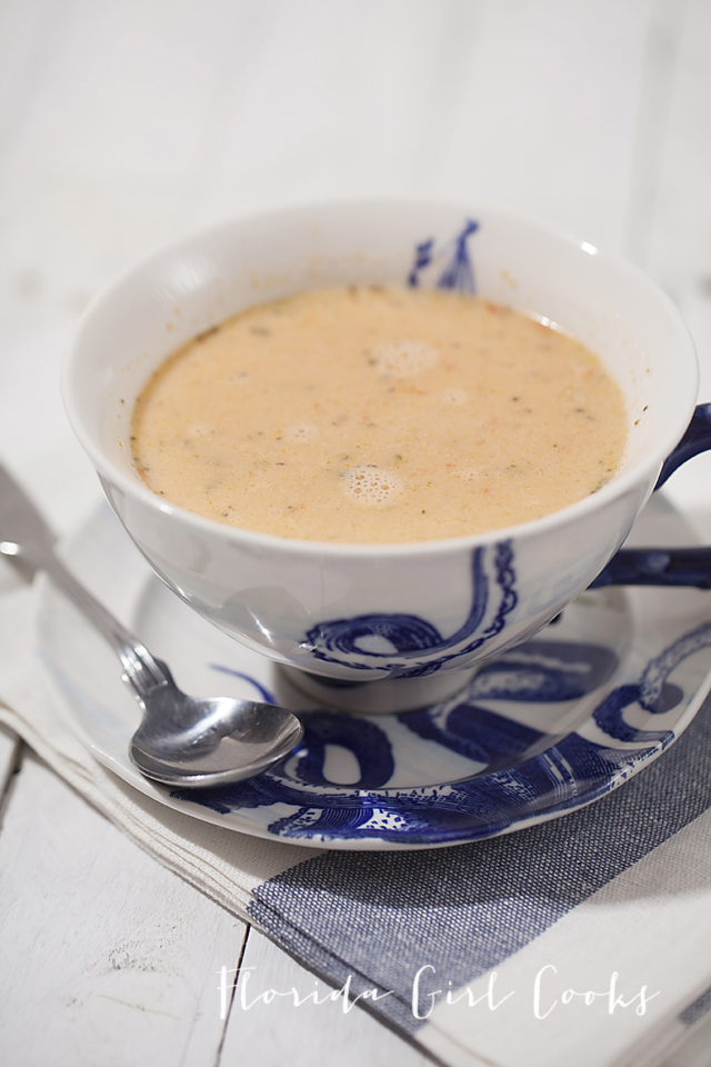 lobster bisque, lobster, seafood, soup, comfort food, copycat recipe, Ruth's Chris