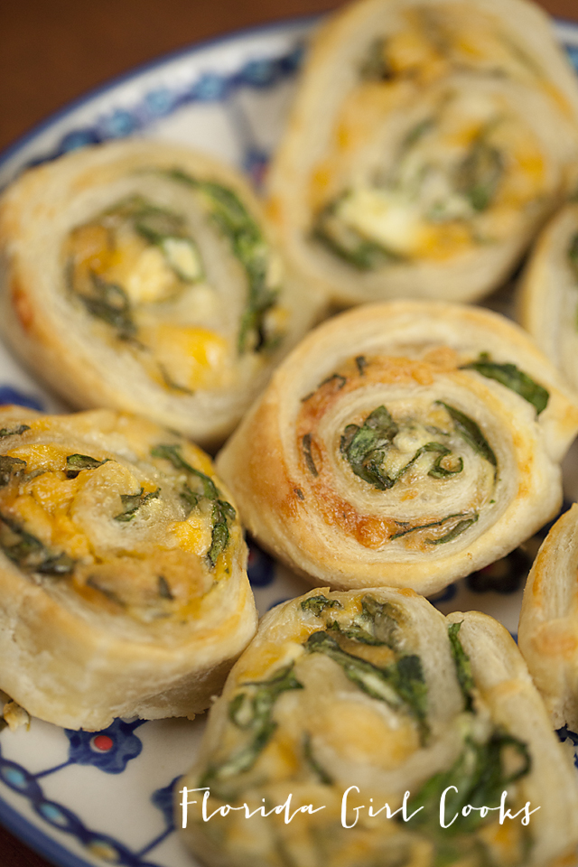 spinach-cheese pinwheels, spinach, iron rich food, kid approved, appetizer, breakfast, dinner