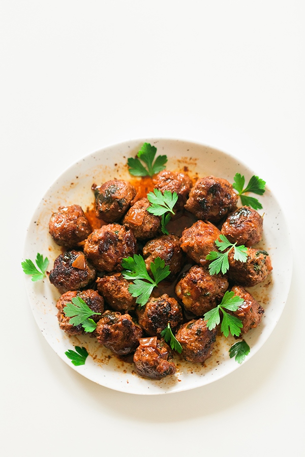 Greek Meatballs in Wine Sauce, Greek Meatballs, Wine Sauce, Rachael Ray, 30 Minute Meals, Food Network, revisiting old recipes, food blogger, Florida Girl Cooks